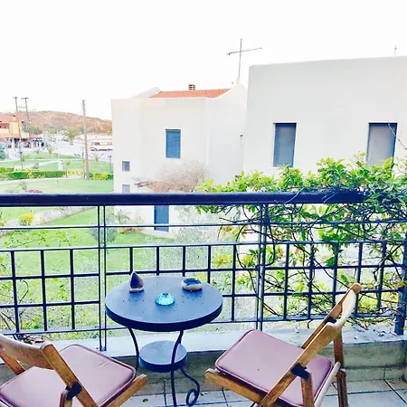 2 Steps From The Sea Frontbeach Villa