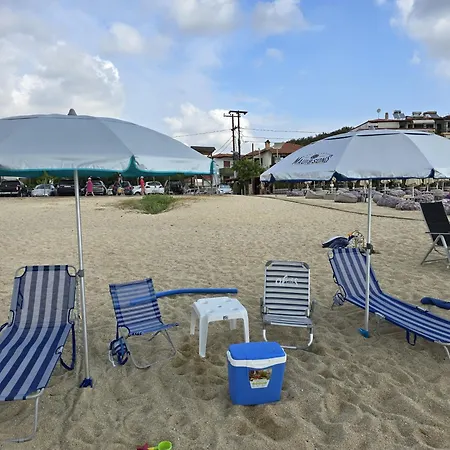 Vila 2 Steps From The Sea Frontbeach *
