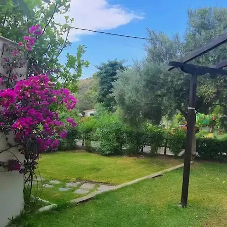 Villa 2 Steps From The Sea Frontbeach *